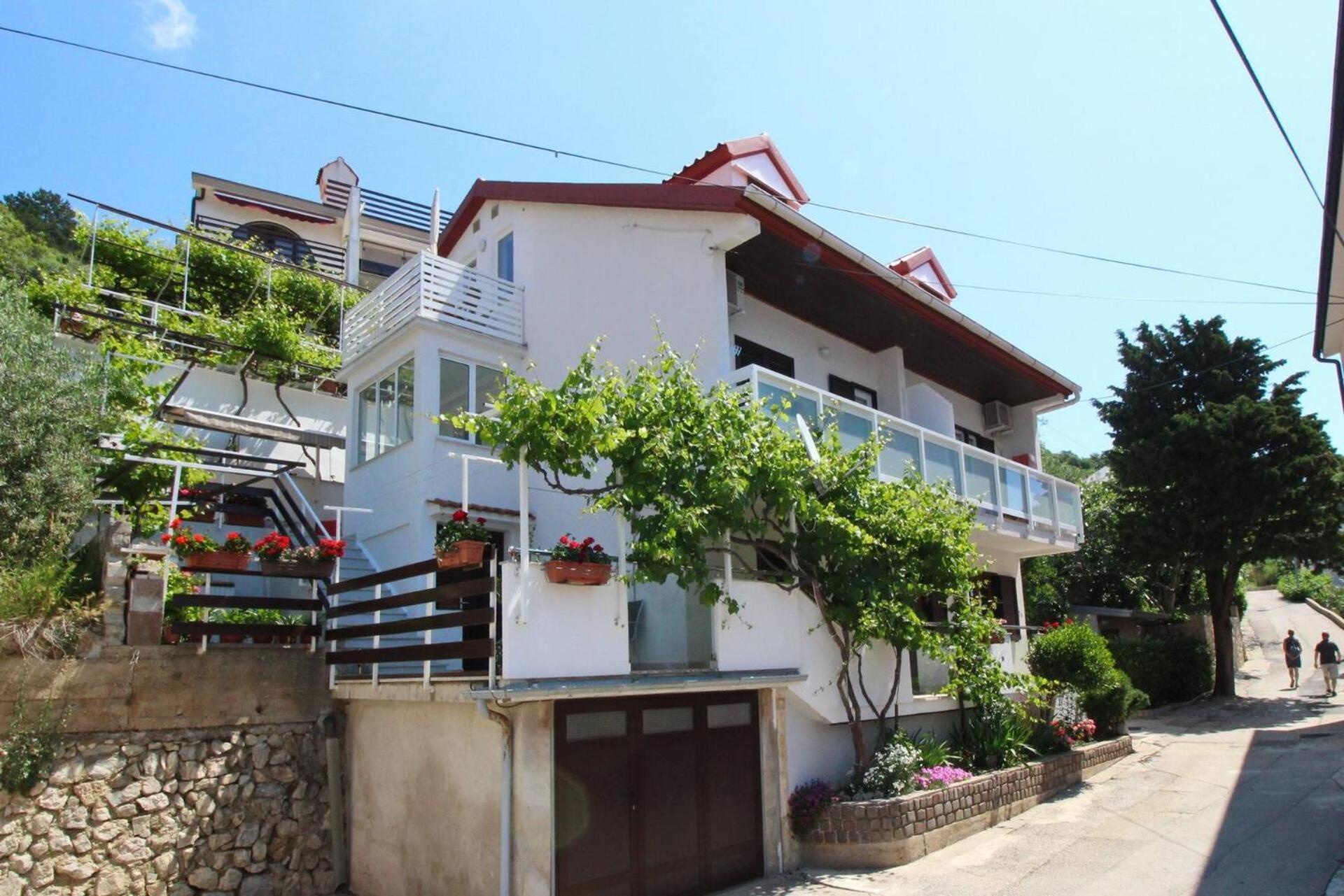 Apartments Silvija Cubranic Baška Eksteriør bilde