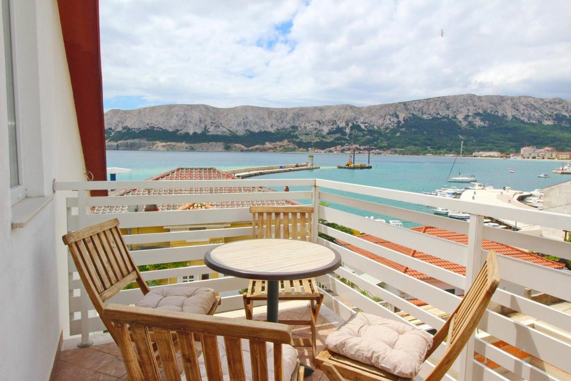 Apartments Silvija Cubranic Baška Eksteriør bilde