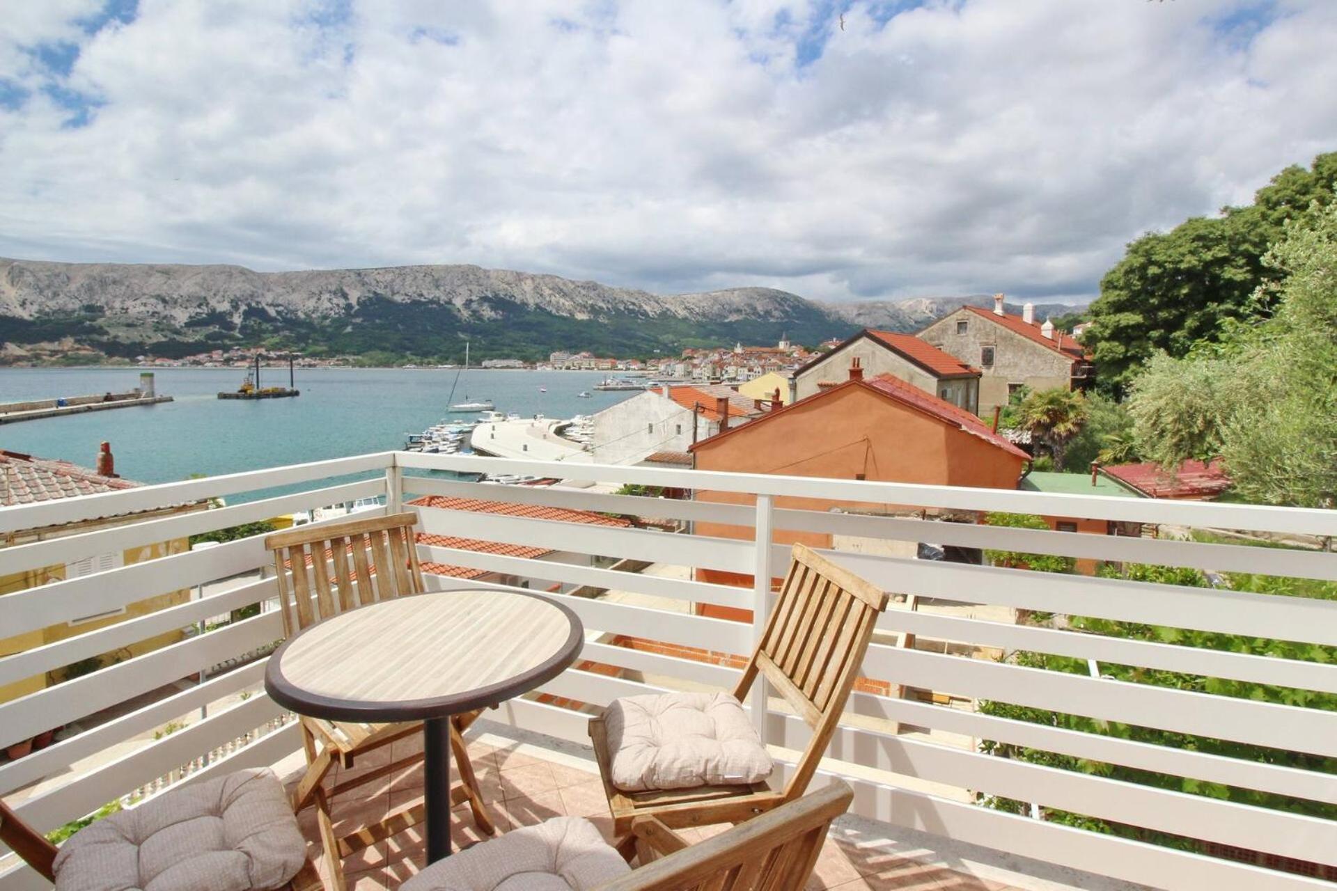 Apartments Silvija Cubranic Baška Eksteriør bilde