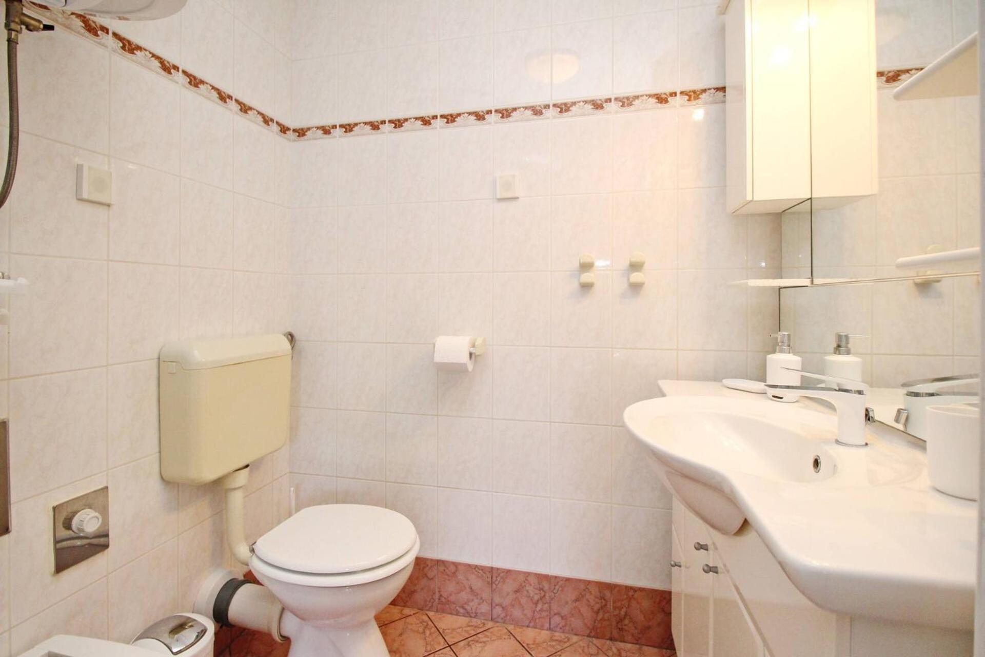Apartments Silvija Cubranic Baška Eksteriør bilde